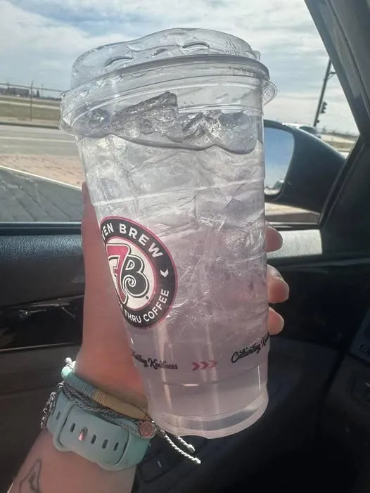 7 Brew spring seasonal drink with lavender vanilla flavor and oat milk